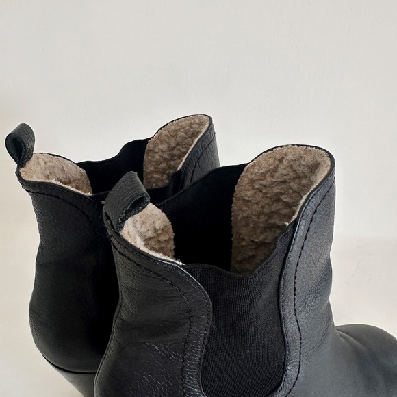 Rachel Comey nasseau black leather ankle boot sherpa lined chelsea booties 7.5 - Picture 10 of 10
